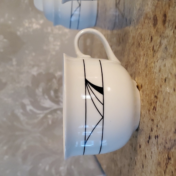2/20$ Danesco porcelaine de pologne cups and sugar bowl - Picture 4 of 13